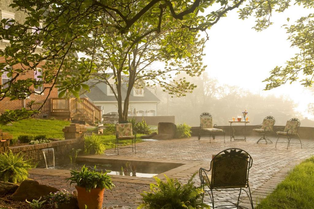 The Carriage House Inn B&B 林奇堡 外观 照片