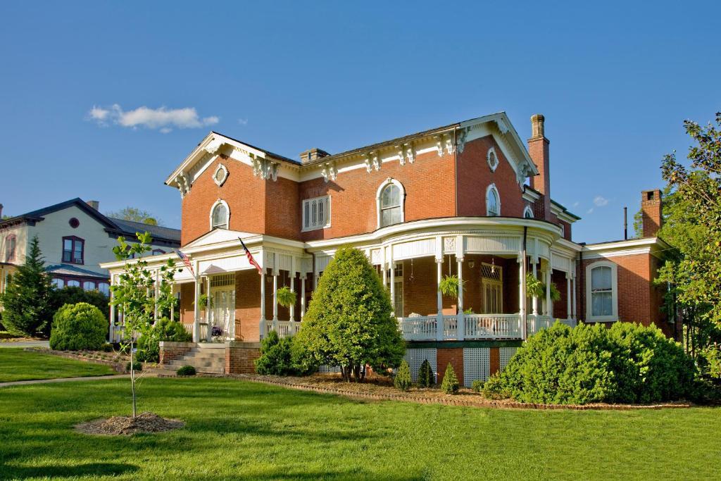 The Carriage House Inn B&B 林奇堡 外观 照片