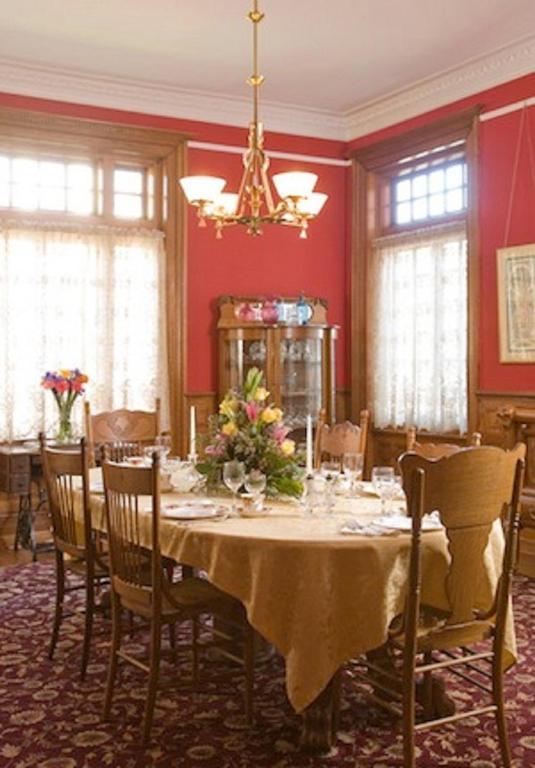 The Carriage House Inn B&B 林奇堡 外观 照片